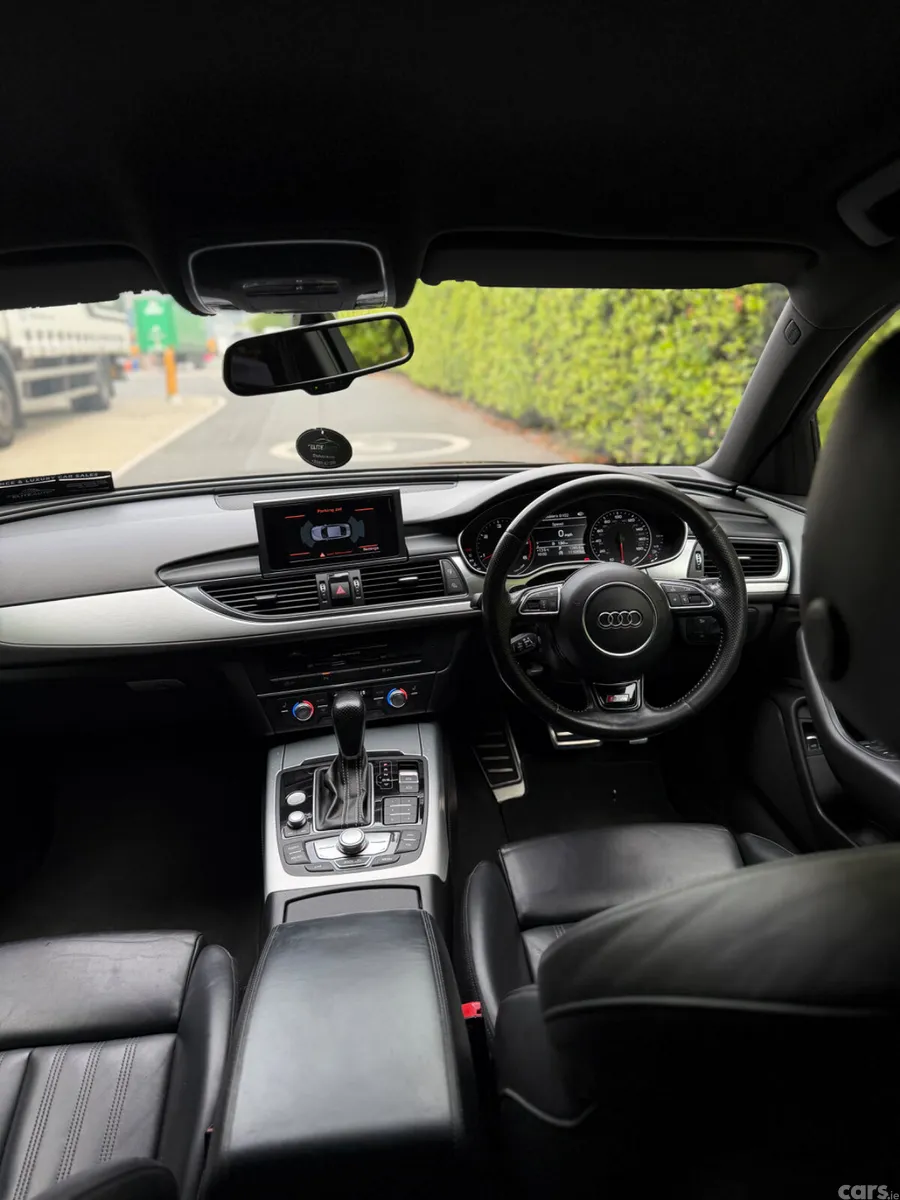 Audi A6 Saloon, Diesel, 2017, Black