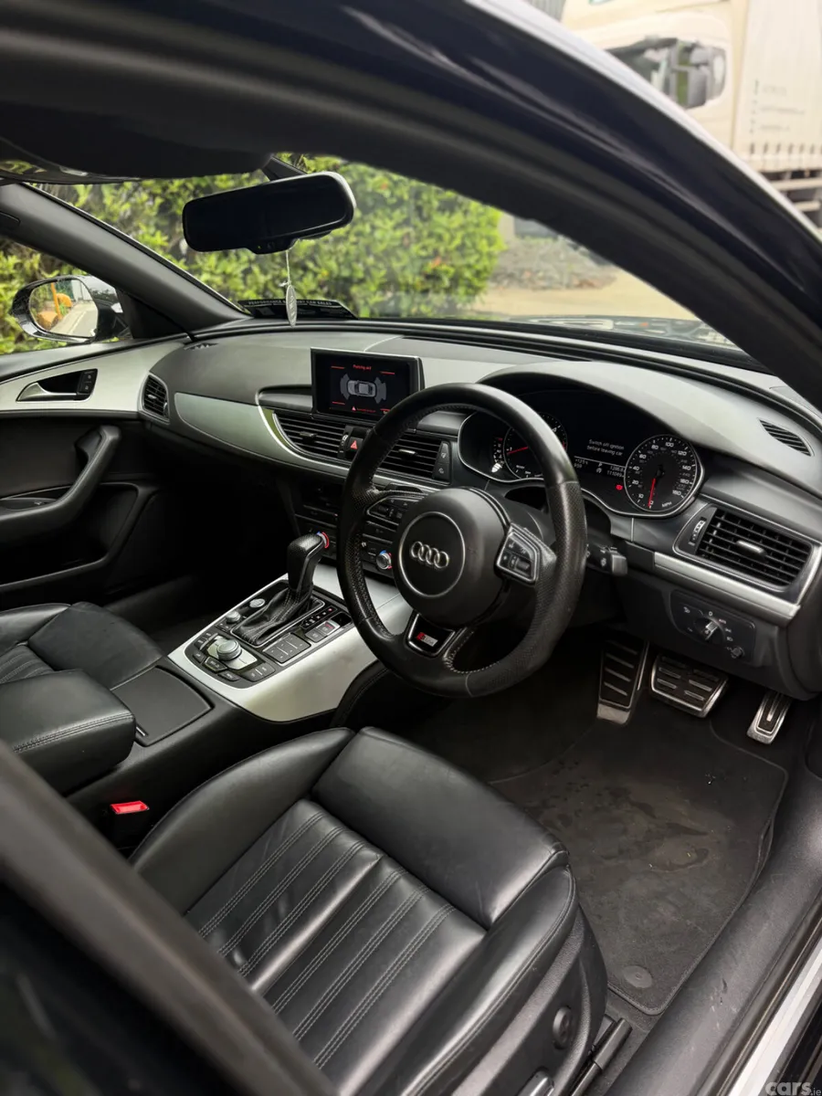 Audi A6 Saloon, Diesel, 2017, Black
