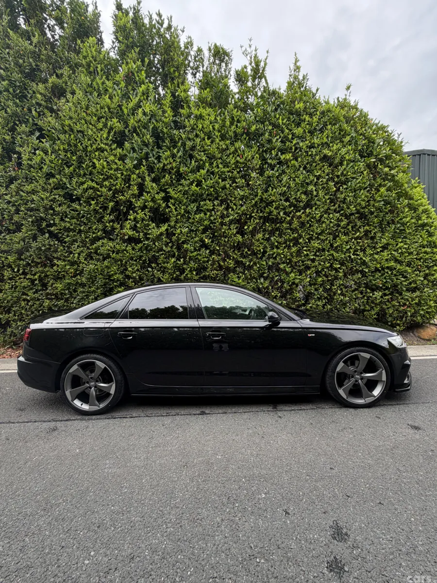 Audi A6 Saloon, Diesel, 2017, Black