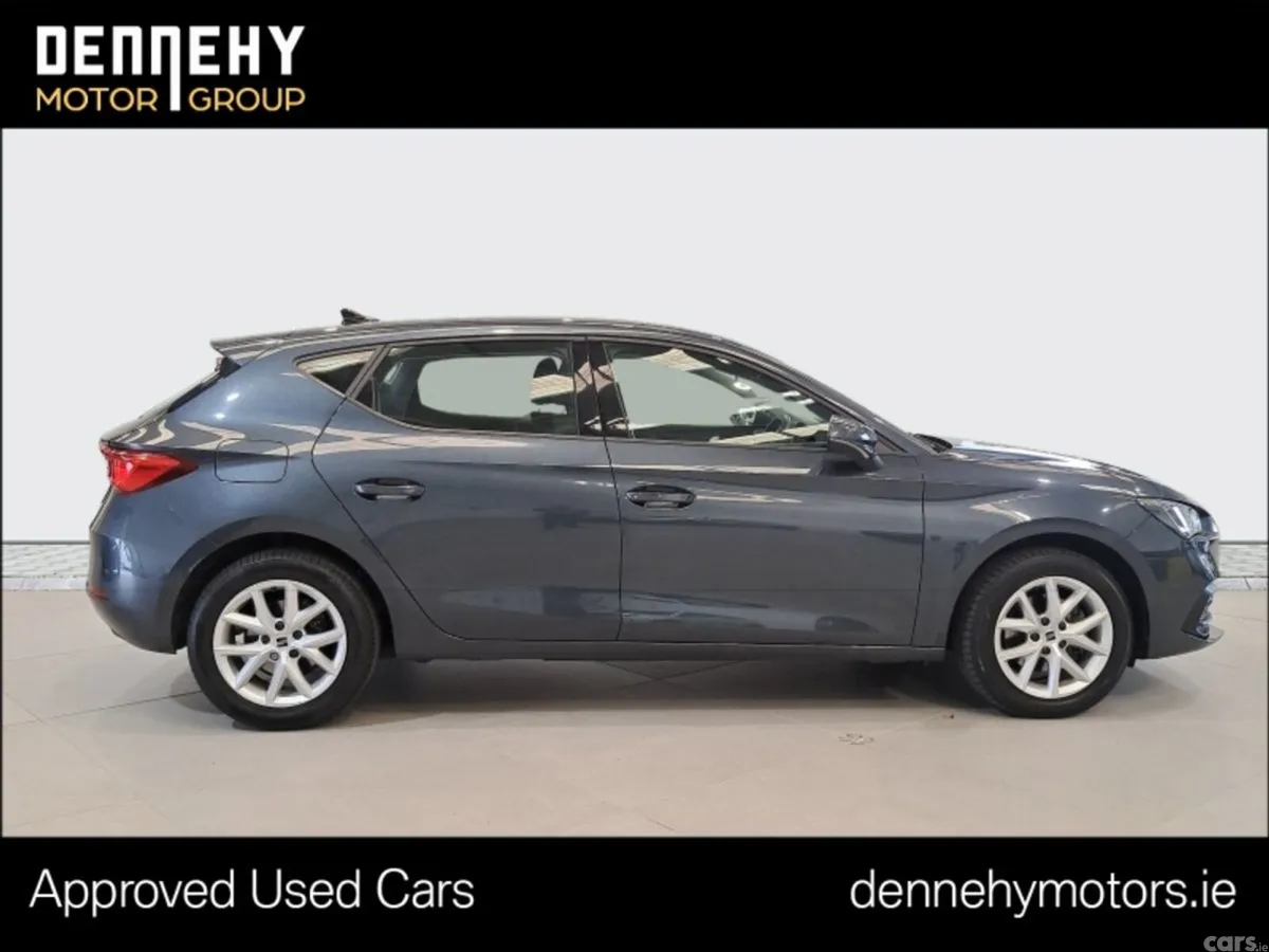 SEAT Leon Estate, Petrol, 2021, Grey