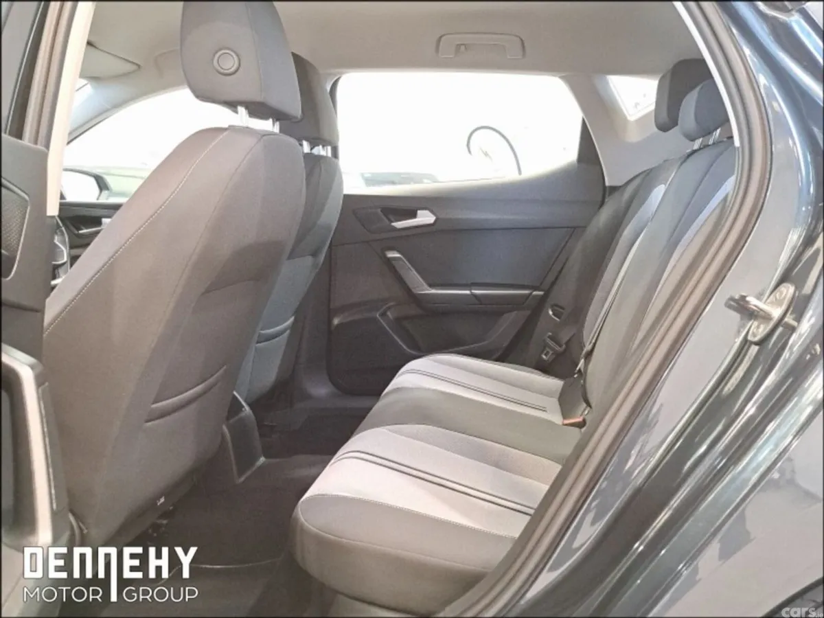 SEAT Leon Estate, Petrol, 2021, Grey