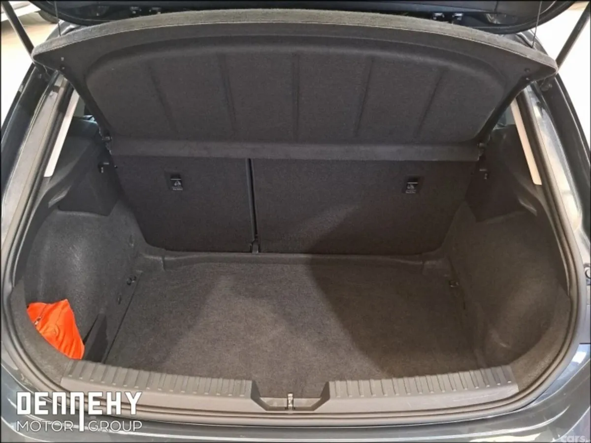SEAT Leon Estate, Petrol, 2021, Grey