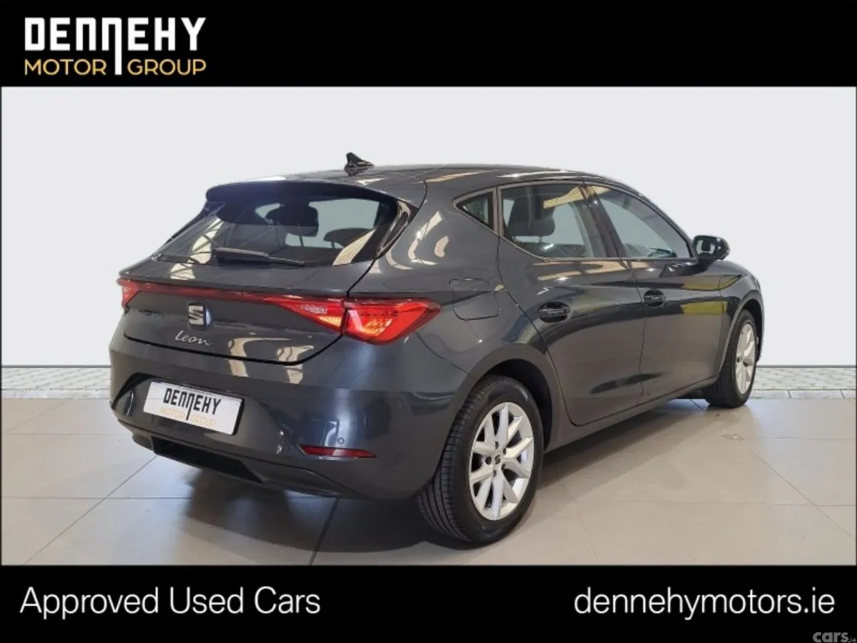 SEAT Leon Estate, Petrol, 2021, Grey