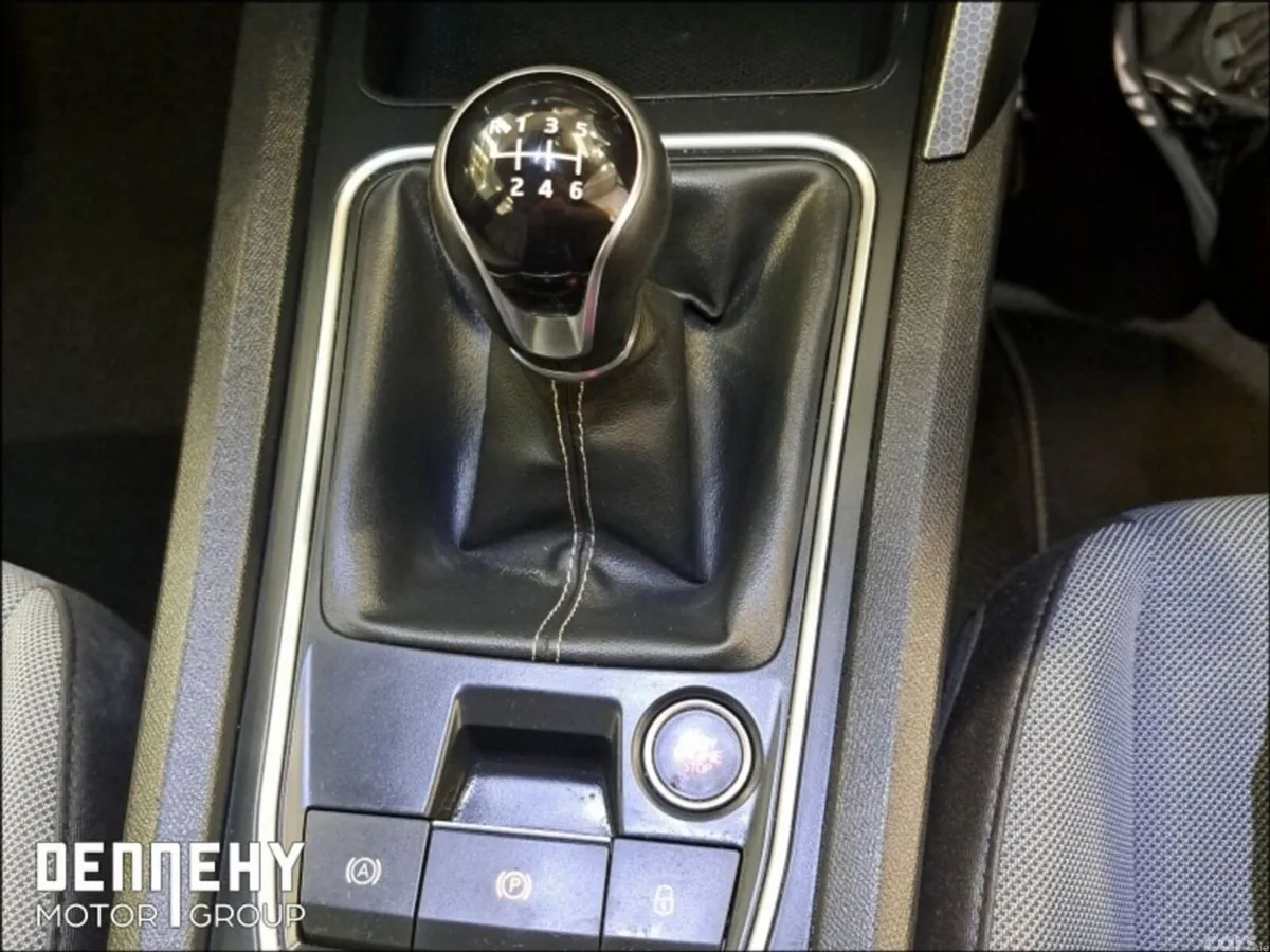 SEAT Leon Estate, Petrol, 2021, Grey