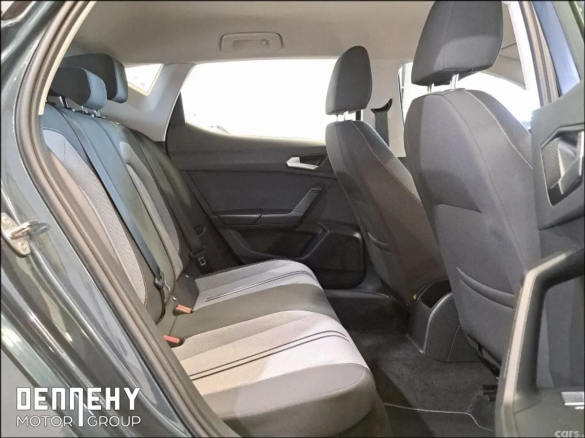SEAT Leon Estate, Petrol, 2021, Grey