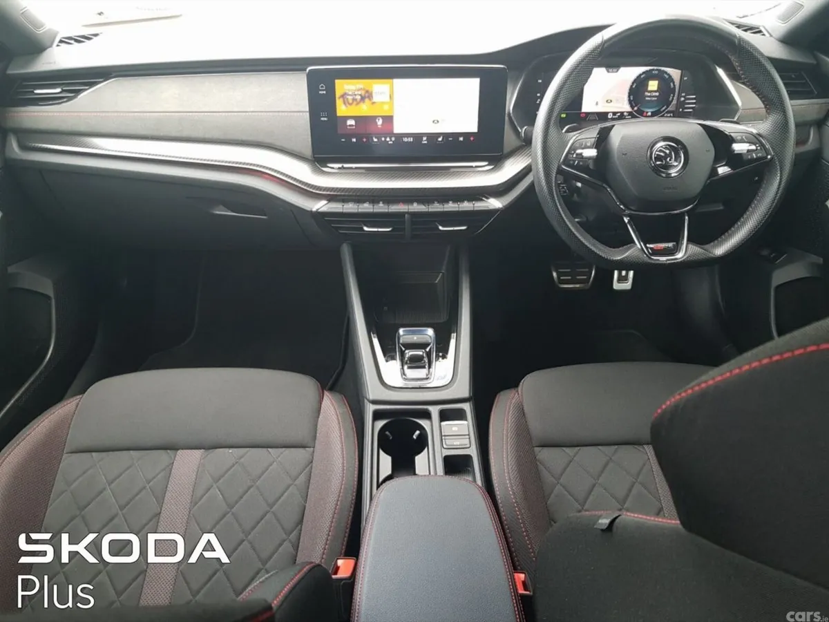 Skoda Octavia Estate, Diesel, 2024, Grey