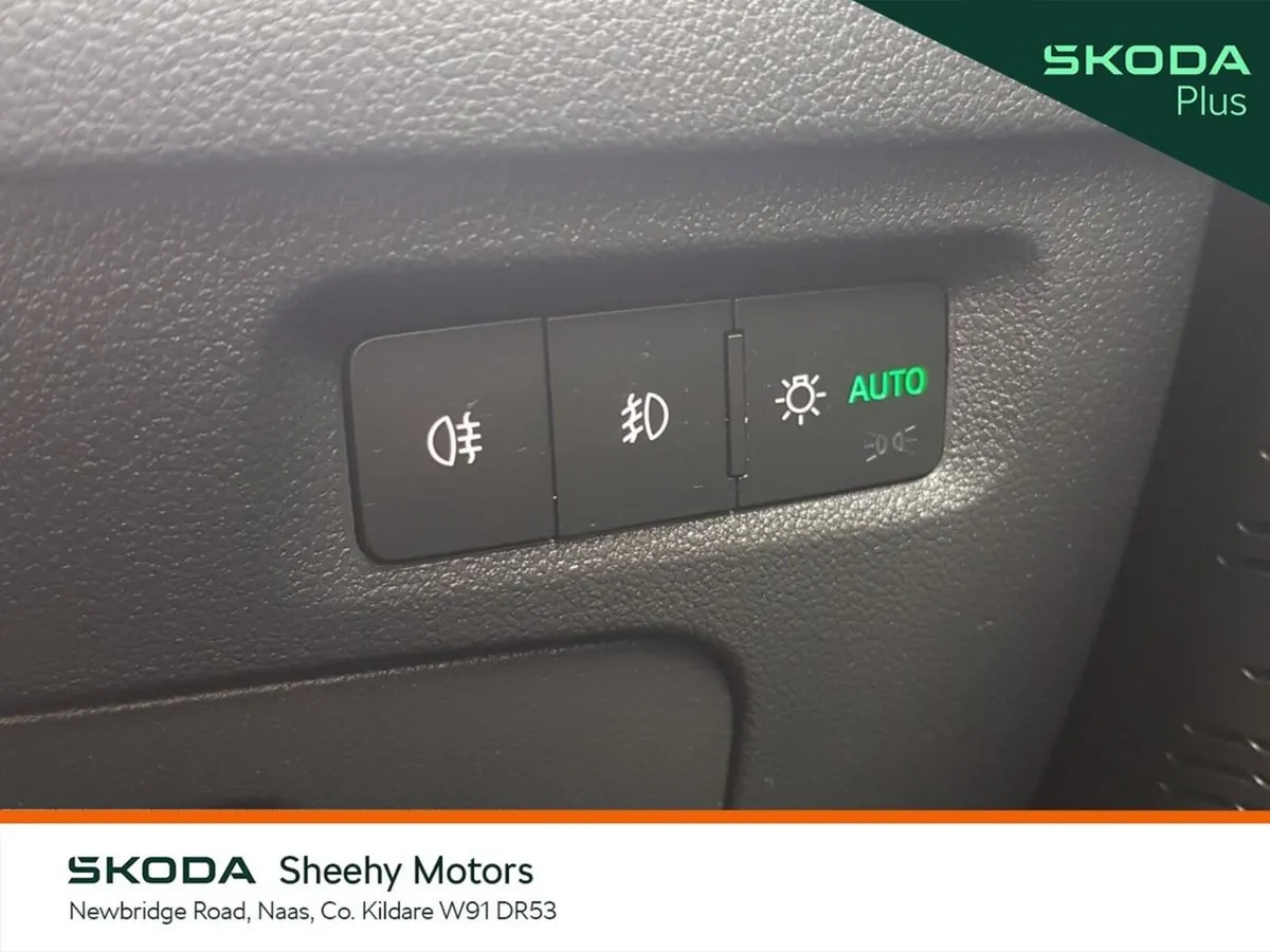 Skoda Octavia Estate, Diesel, 2024, Grey