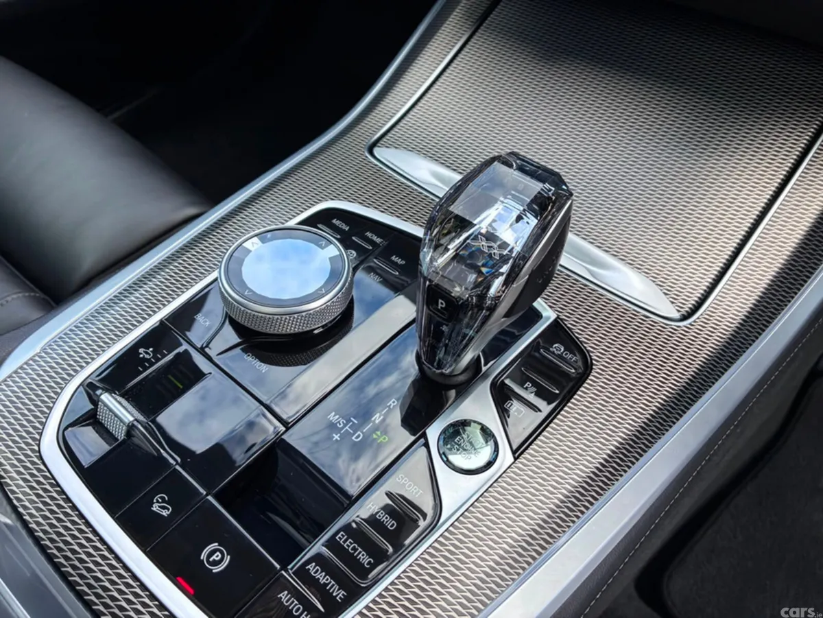 BMW X5 SUV, Petrol Plug-in Hybrid, 2023, White