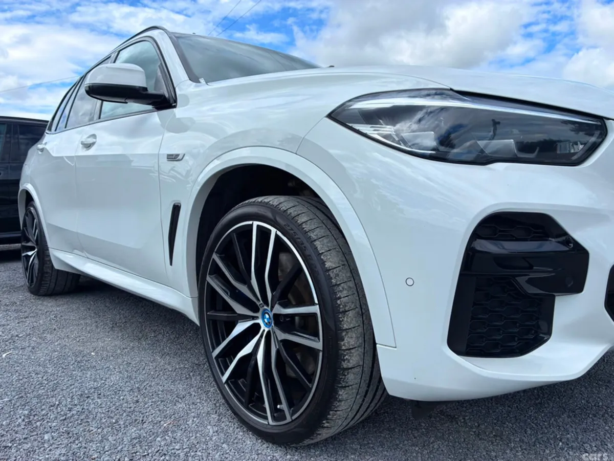 BMW X5 SUV, Petrol Plug-in Hybrid, 2023, White