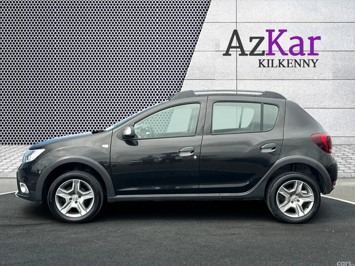 Dacia Sandero Hatchback, Petrol, 2021, Black