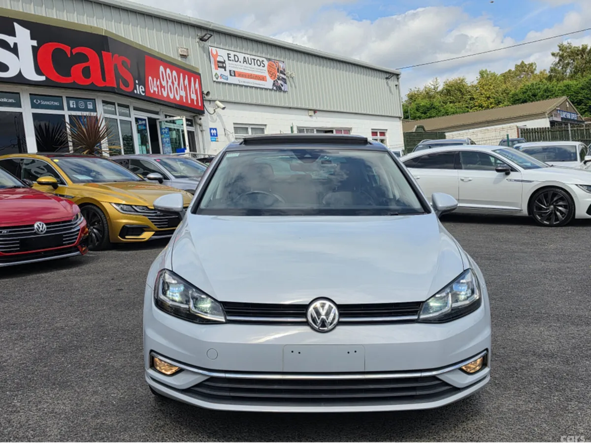Volkswagen Golf Hatchback, Petrol, 2018, White
