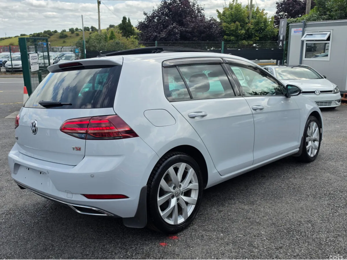 Volkswagen Golf Hatchback, Petrol, 2018, White