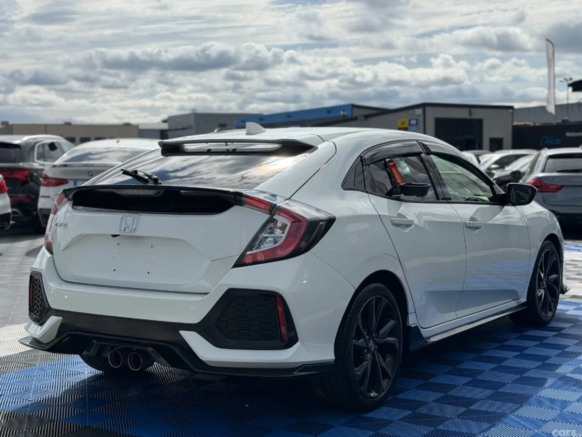 Honda Civic Hatchback, Petrol, 2019, White