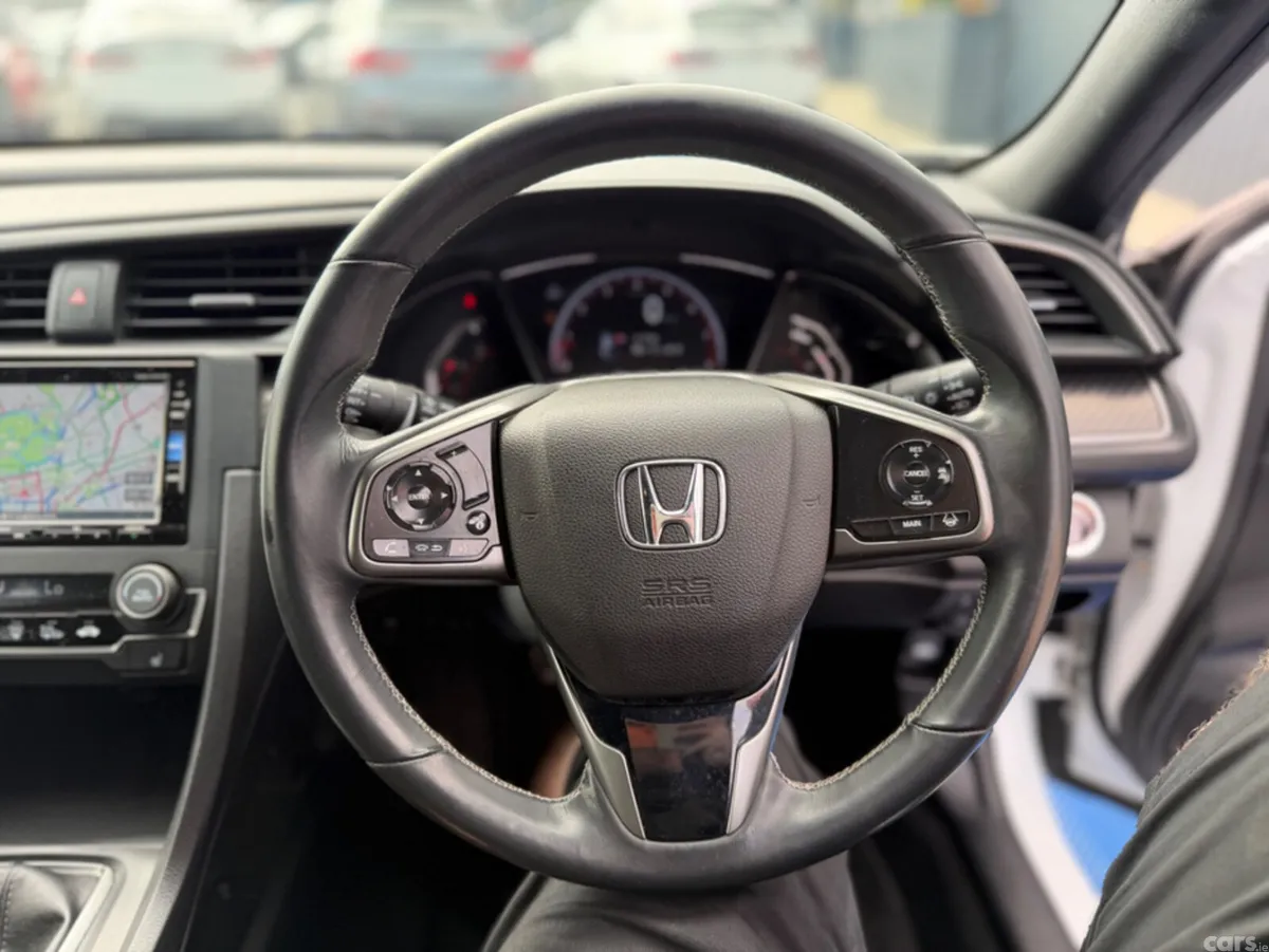 Honda Civic Hatchback, Petrol, 2019, White