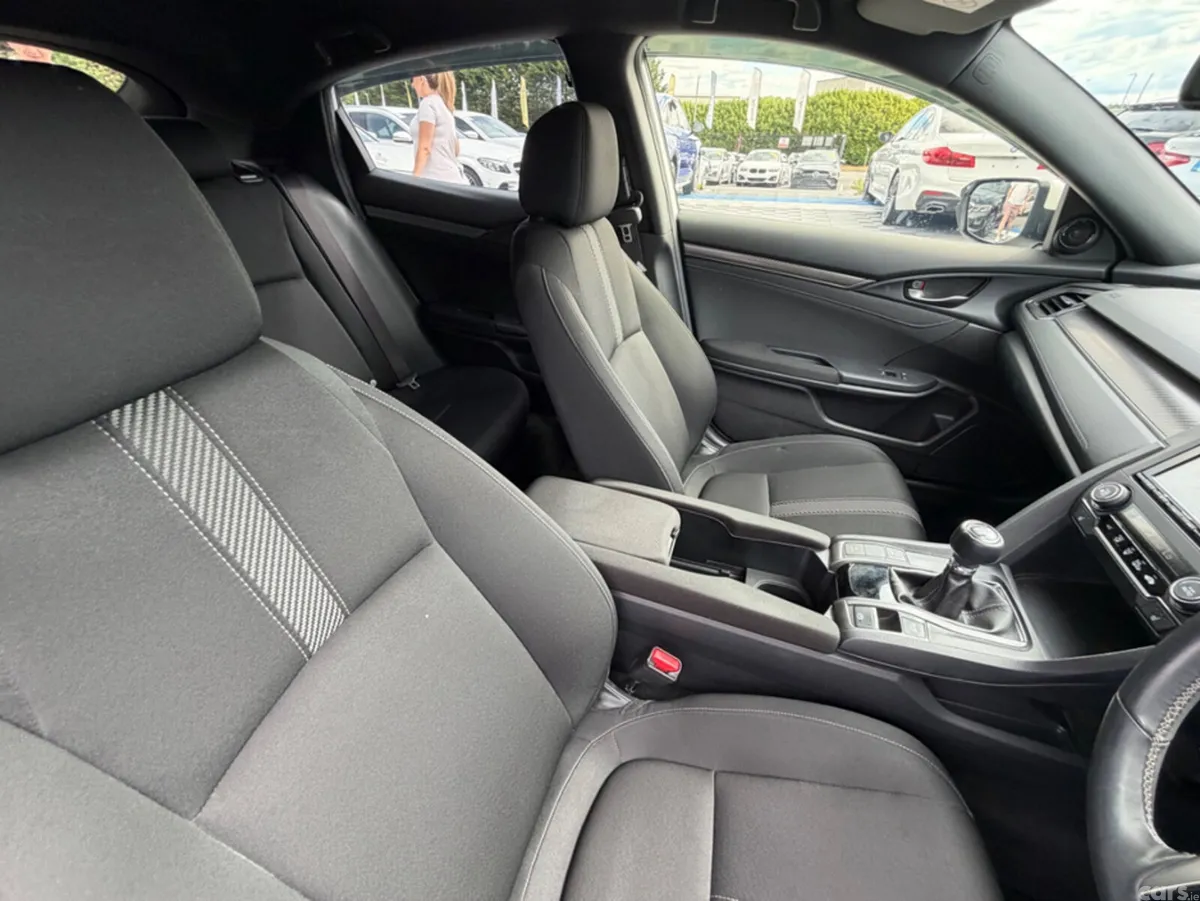 Honda Civic Hatchback, Petrol, 2019, White