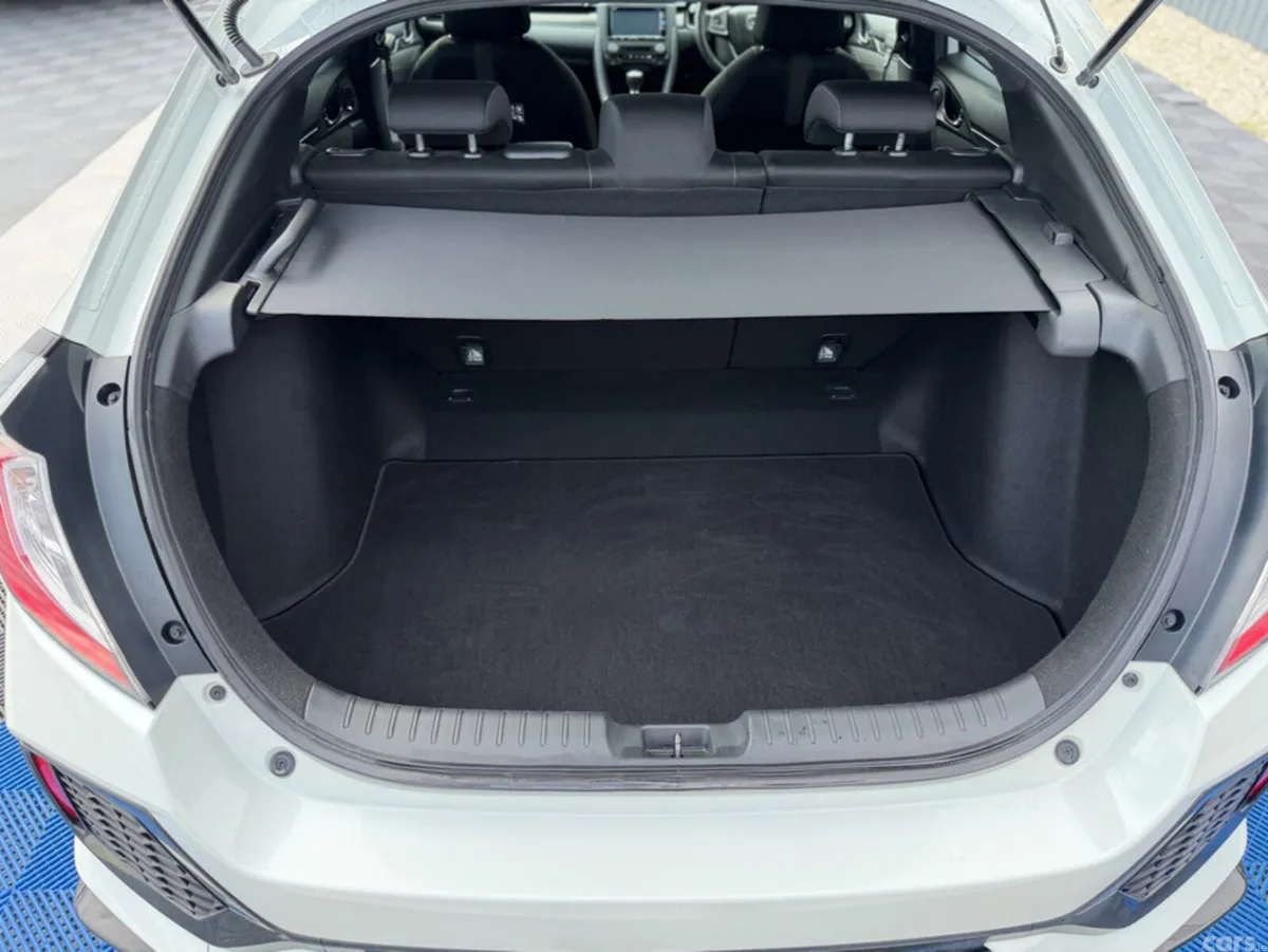 Honda Civic Hatchback, Petrol, 2019, White