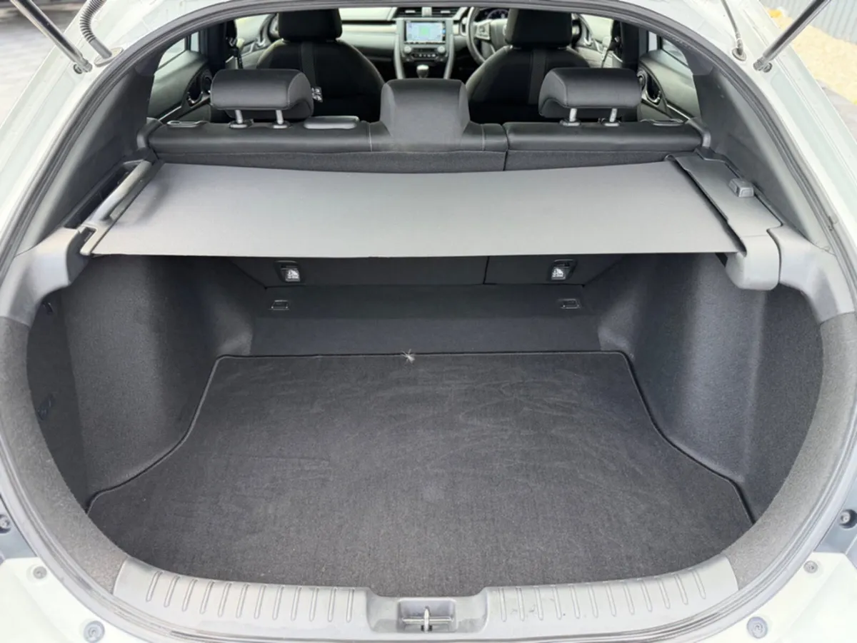 Honda Civic Hatchback, Petrol, 2019, White