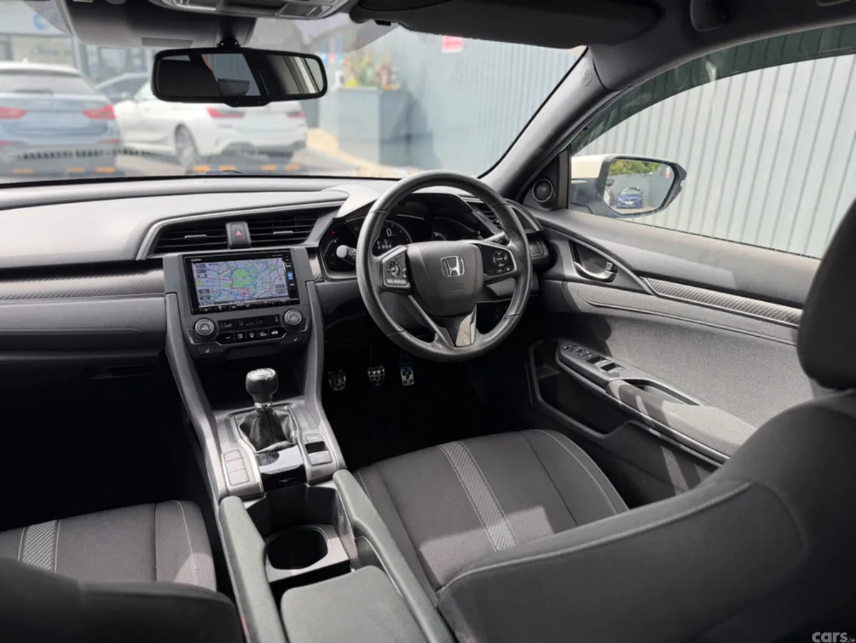 Honda Civic Hatchback, Petrol, 2019, White