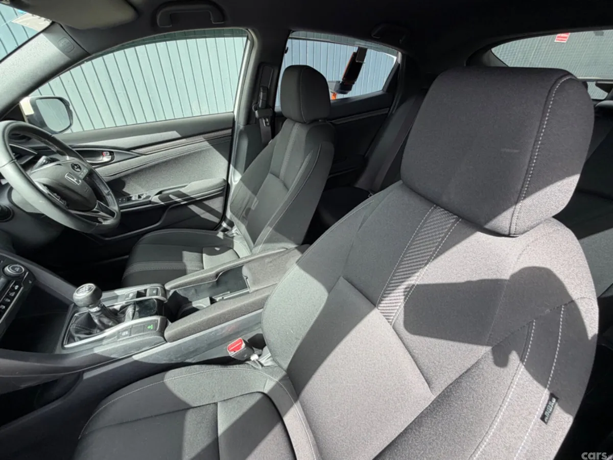Honda Civic Hatchback, Petrol, 2019, White