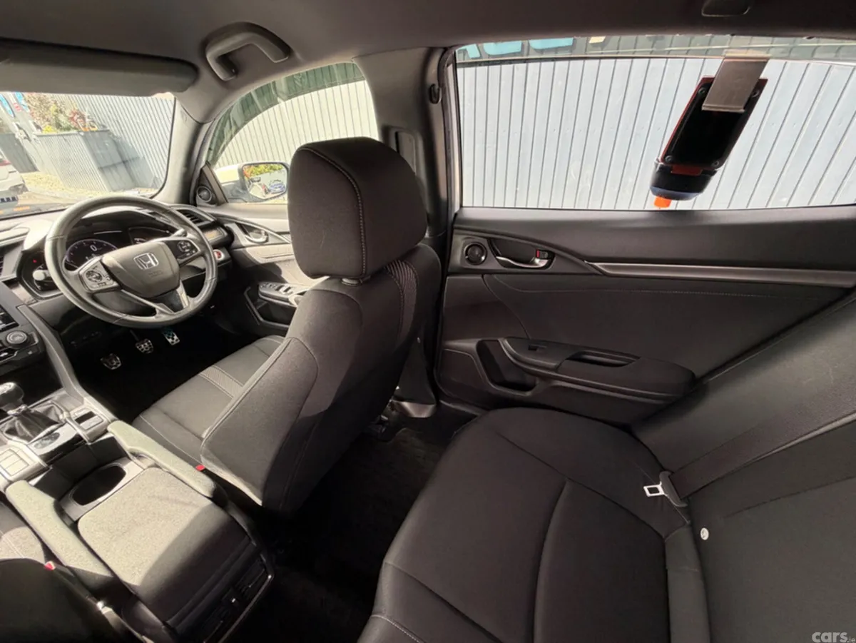 Honda Civic Hatchback, Petrol, 2019, White