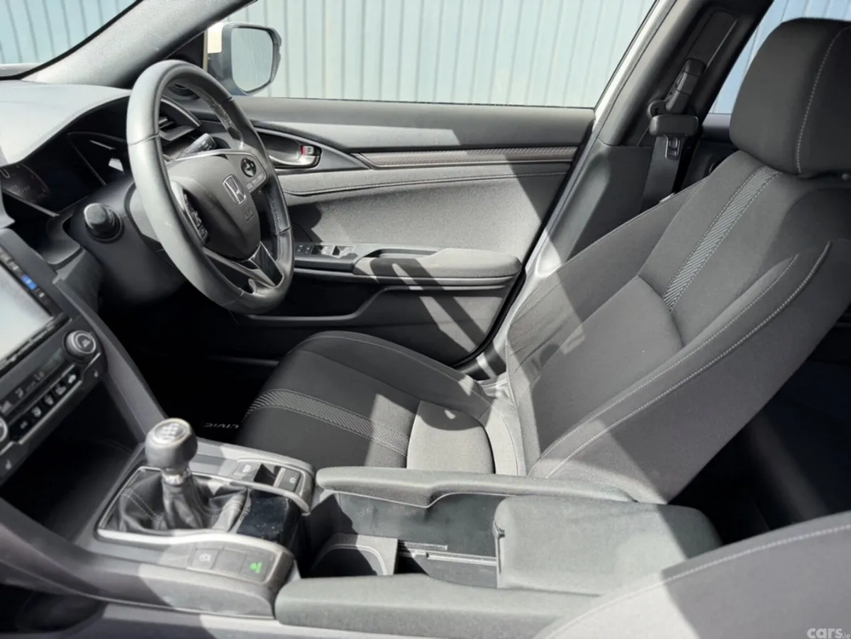 Honda Civic Hatchback, Petrol, 2019, White