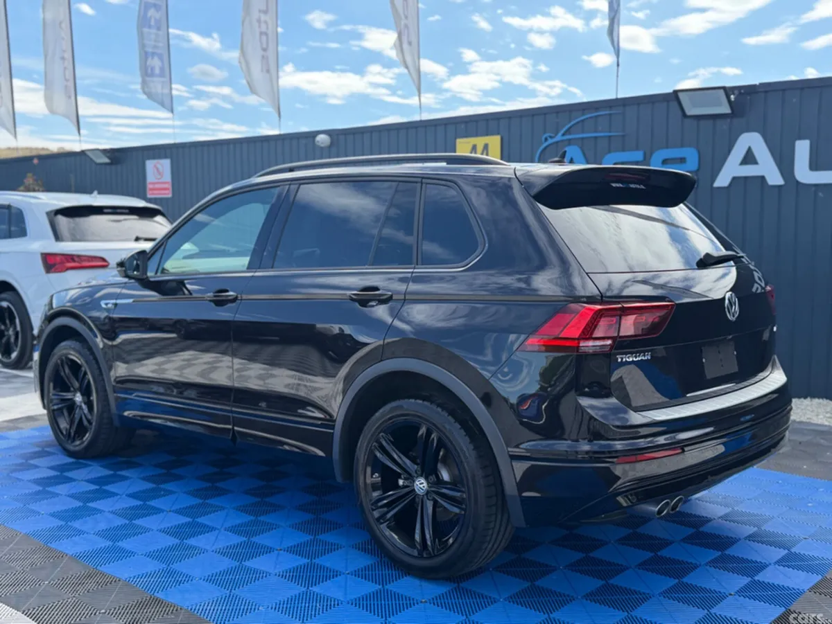 Volkswagen Tiguan SUV, Diesel, 2018, Black