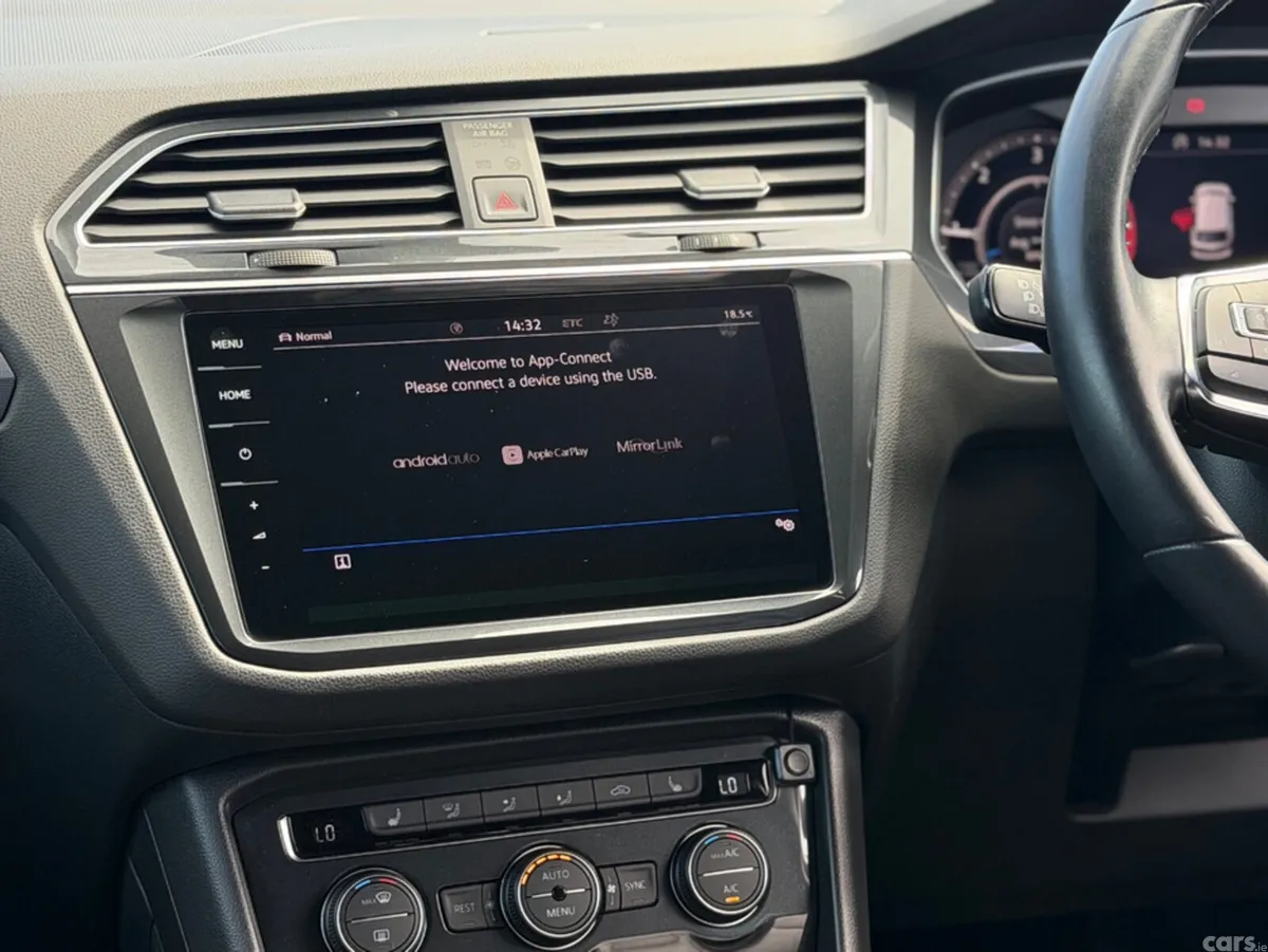 Volkswagen Tiguan SUV, Diesel, 2018, Black