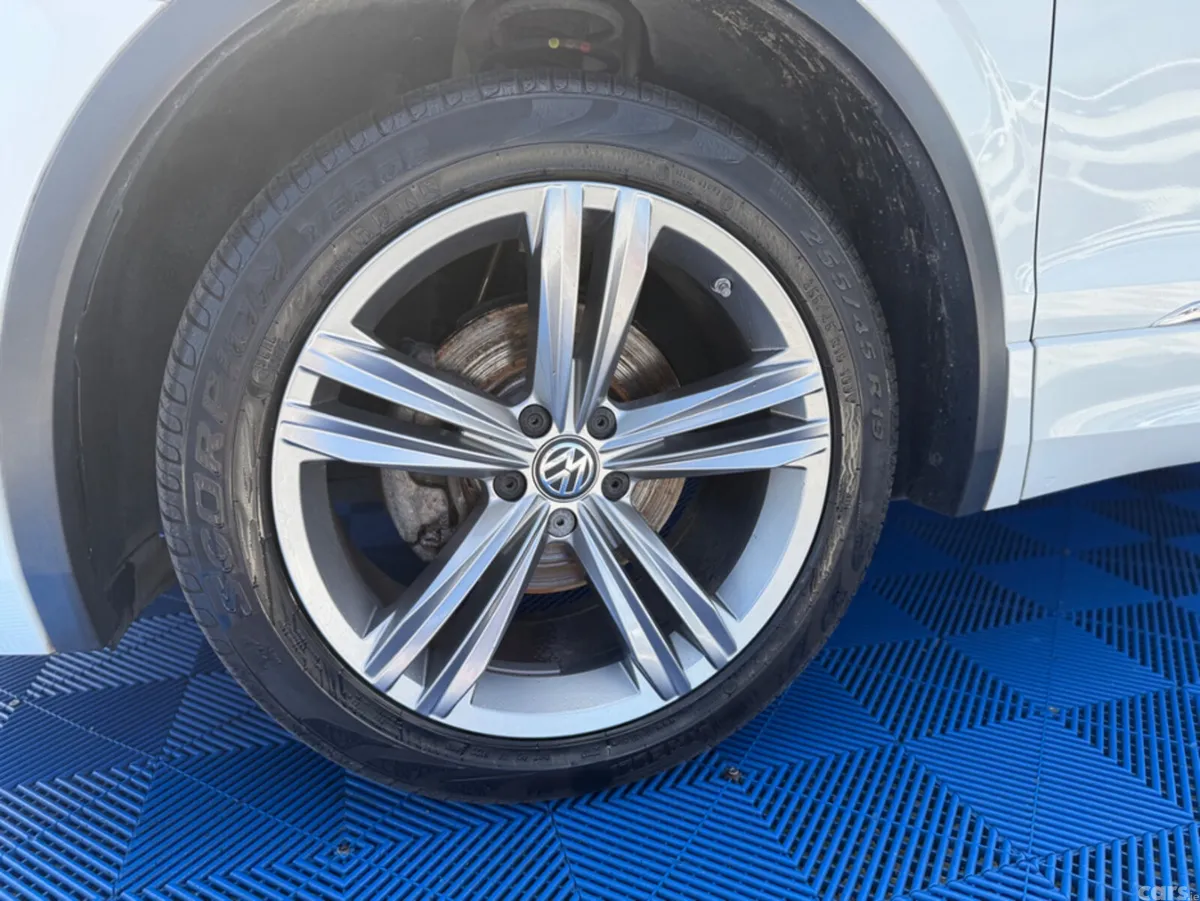 Volkswagen Tiguan SUV, Diesel, 2019, White