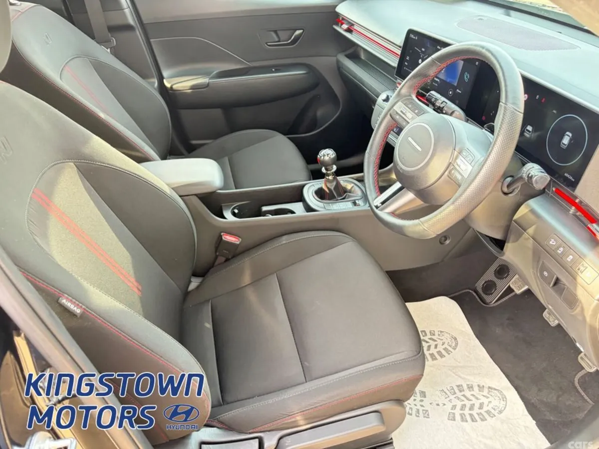 Hyundai KONA MPV, Petrol, 2023, Black