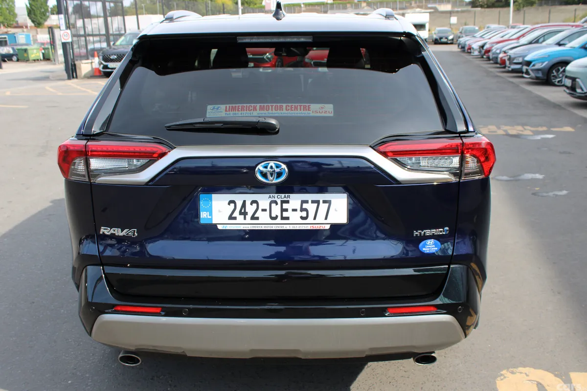 Toyota RAV4 SUV, Petrol Hybrid, 2024, Blue