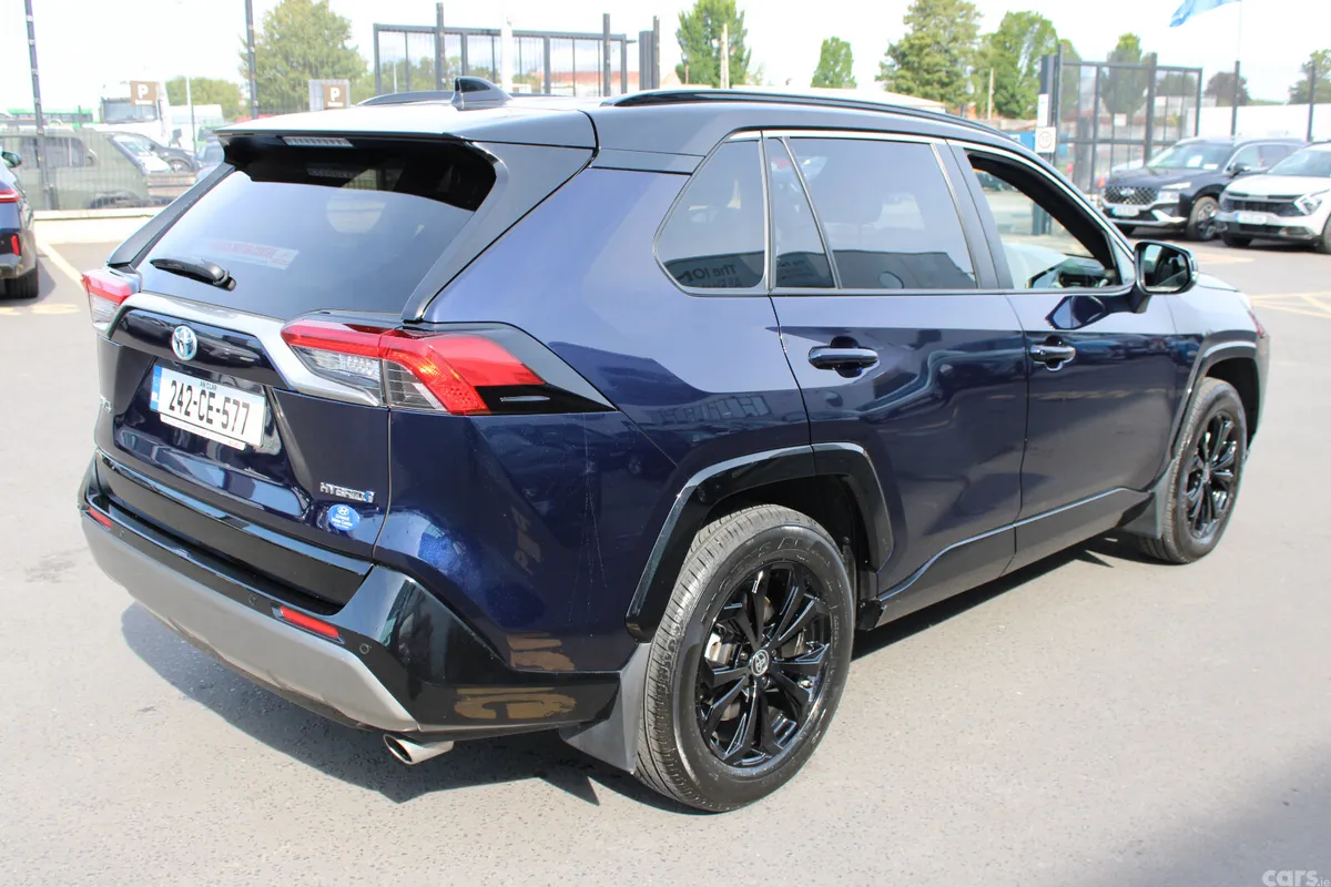 Toyota RAV4 SUV, Petrol Hybrid, 2024, Blue