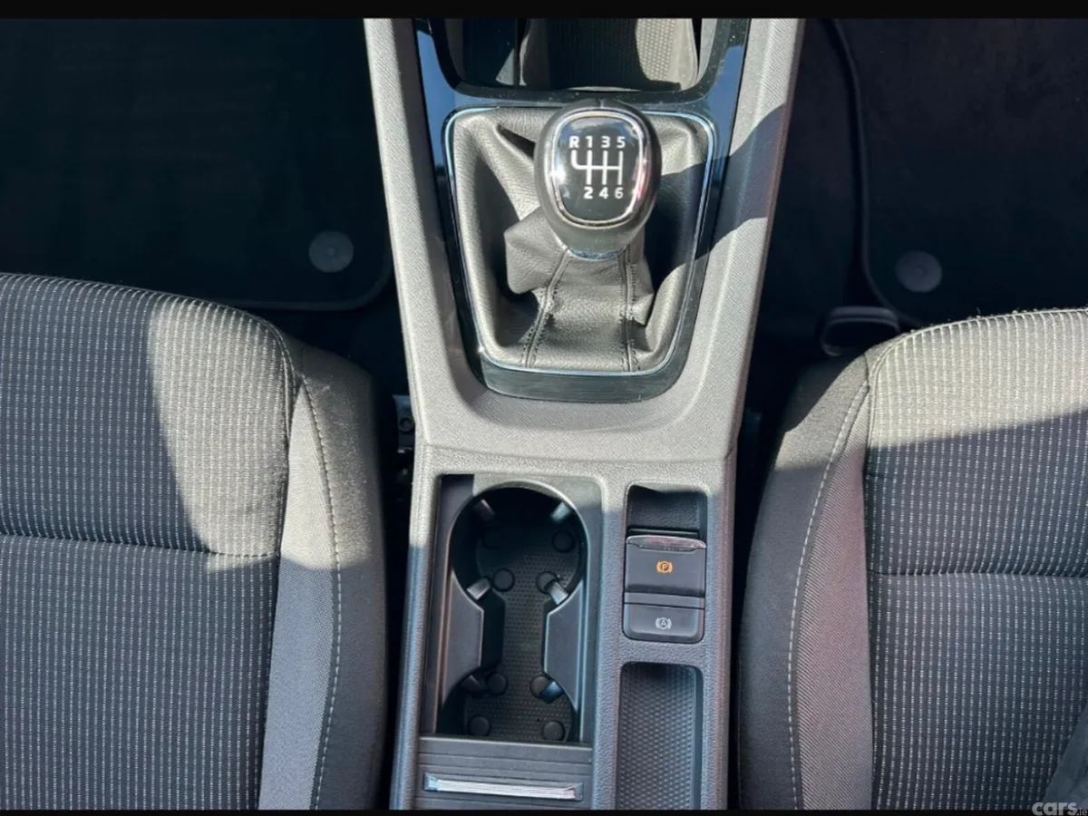 Skoda Octavia Saloon, Petrol, 2023, Grey