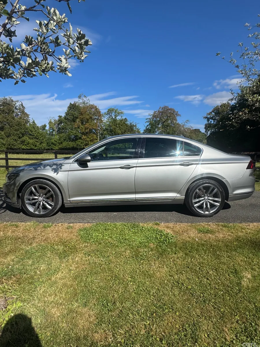 Volkswagen Passat Saloon, Diesel, 2015, Silver