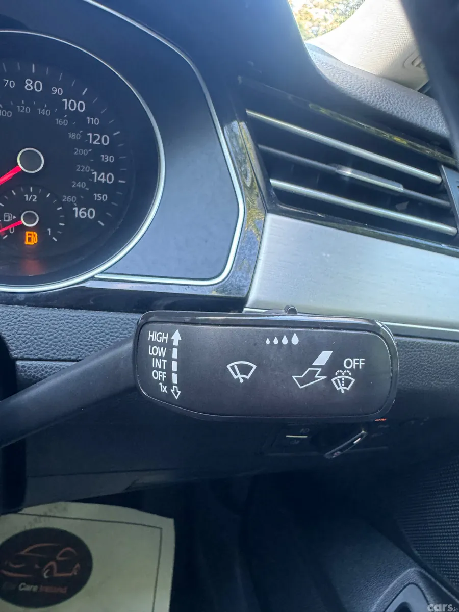 Volkswagen Passat Saloon, Diesel, 2015, Silver