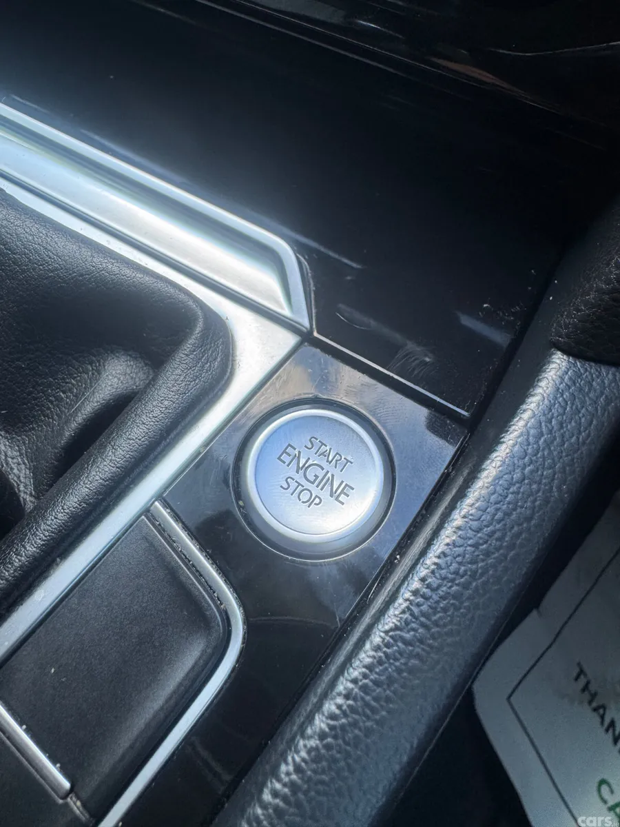Volkswagen Passat Saloon, Diesel, 2015, Silver