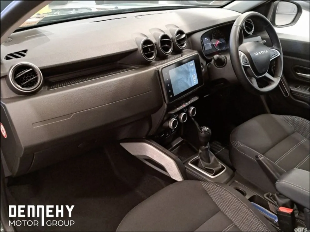 Dacia Duster SUV, Petrol, 2023, Grey