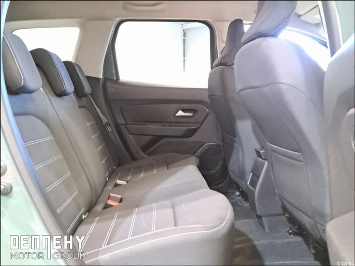 Dacia Duster SUV, Petrol, 2023, Grey
