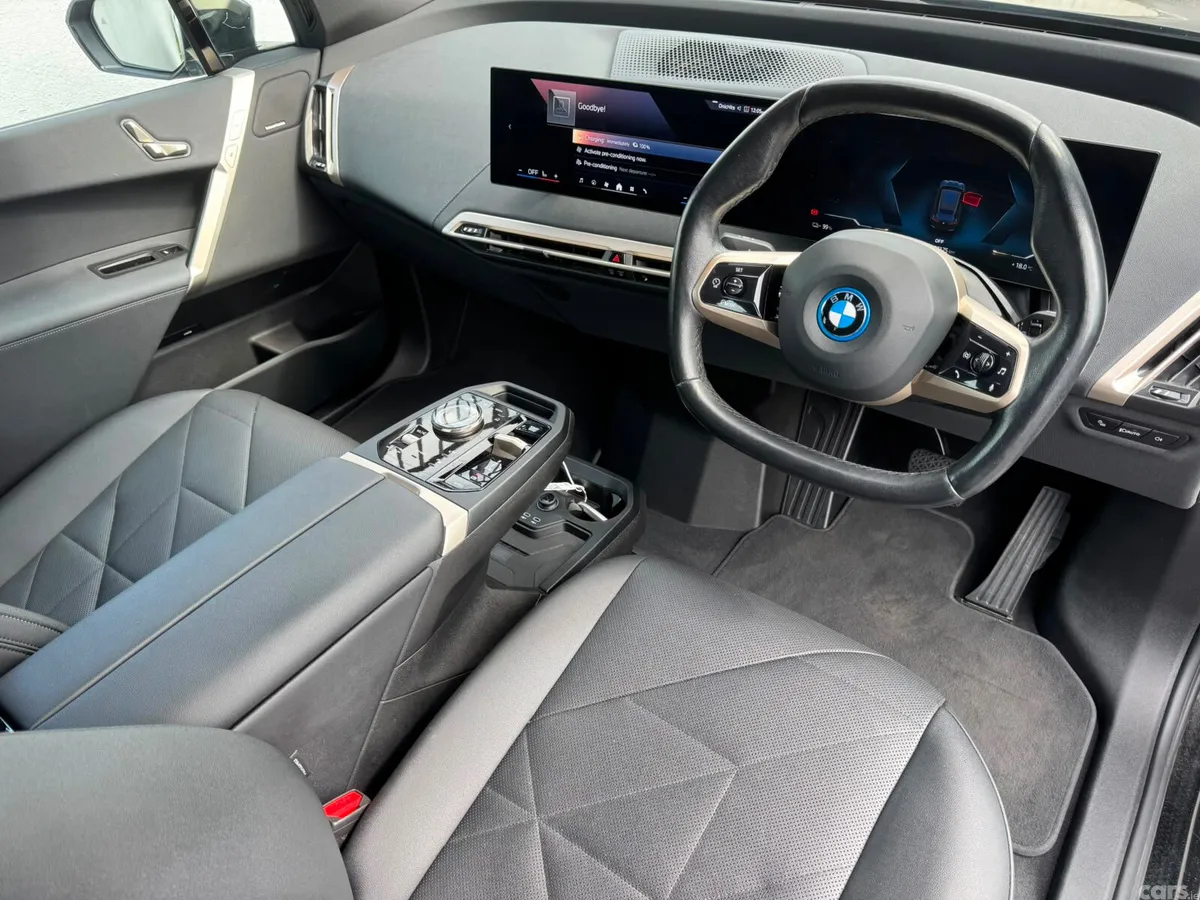 BMW iX SUV, Electric, 2023, Black