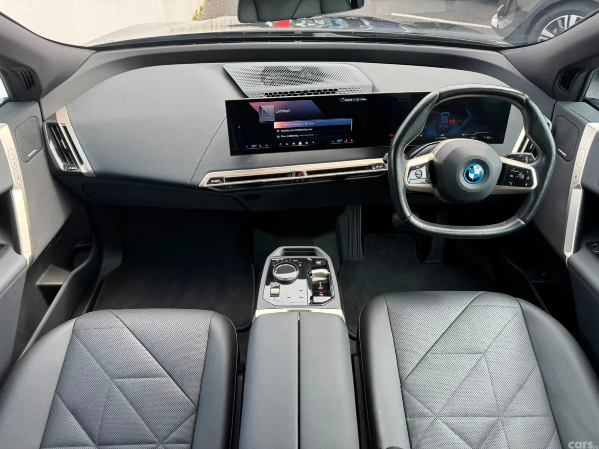 BMW iX SUV, Electric, 2023, Black