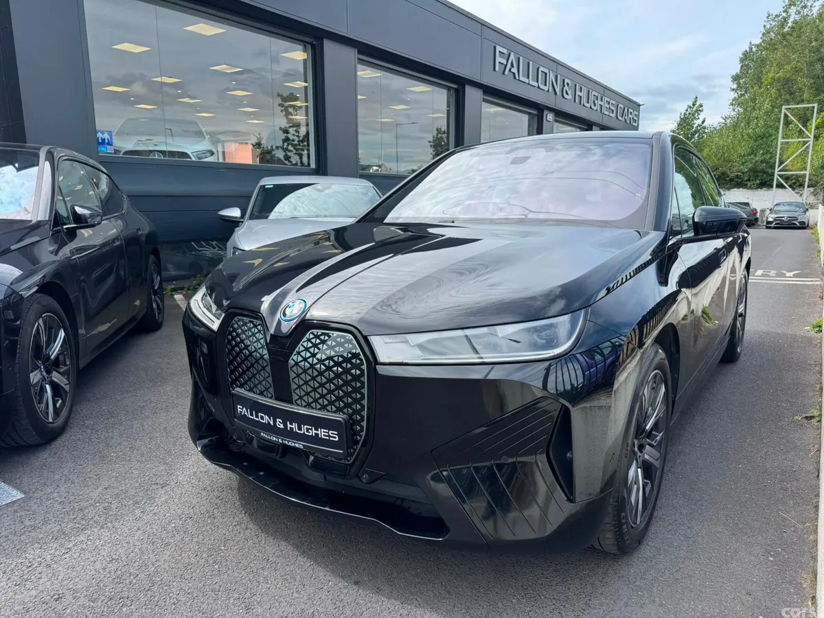 BMW iX SUV, Electric, 2023, Black