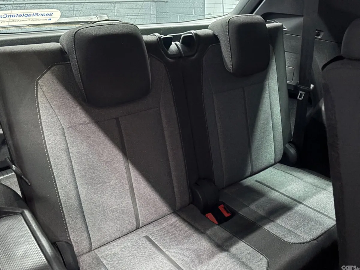 SEAT Tarraco Estate, Diesel, 2023, Grey
