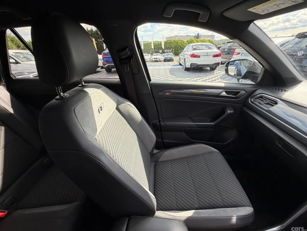 Volkswagen T-Roc SUV, Diesel, 2021, Black