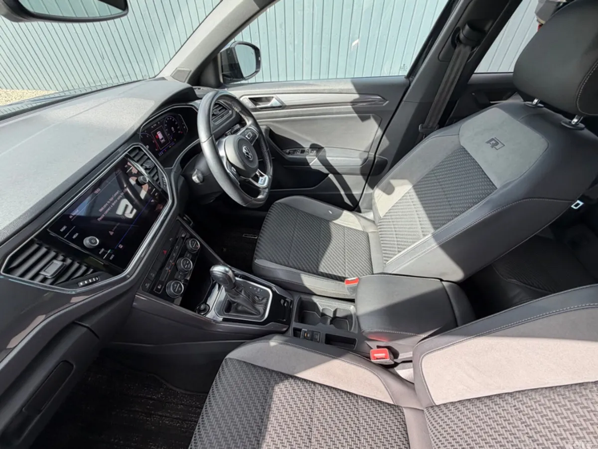 Volkswagen T-Roc SUV, Diesel, 2021, Black