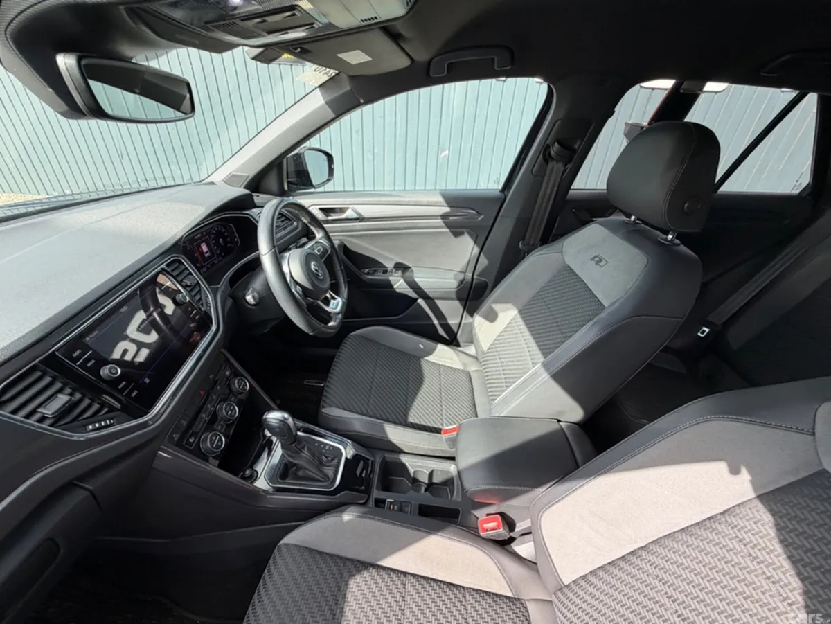 Volkswagen T-Roc SUV, Diesel, 2021, Black