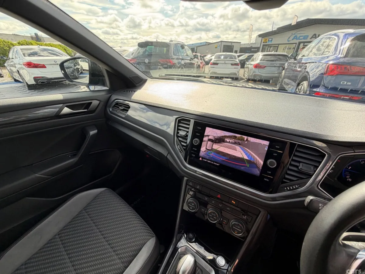 Volkswagen T-Roc SUV, Diesel, 2021, Blue