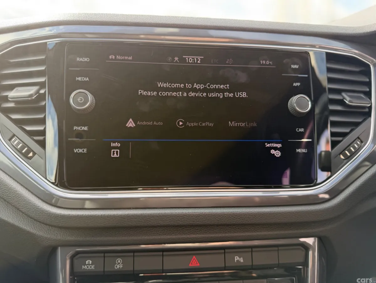 Volkswagen T-Roc SUV, Diesel, 2021, Blue