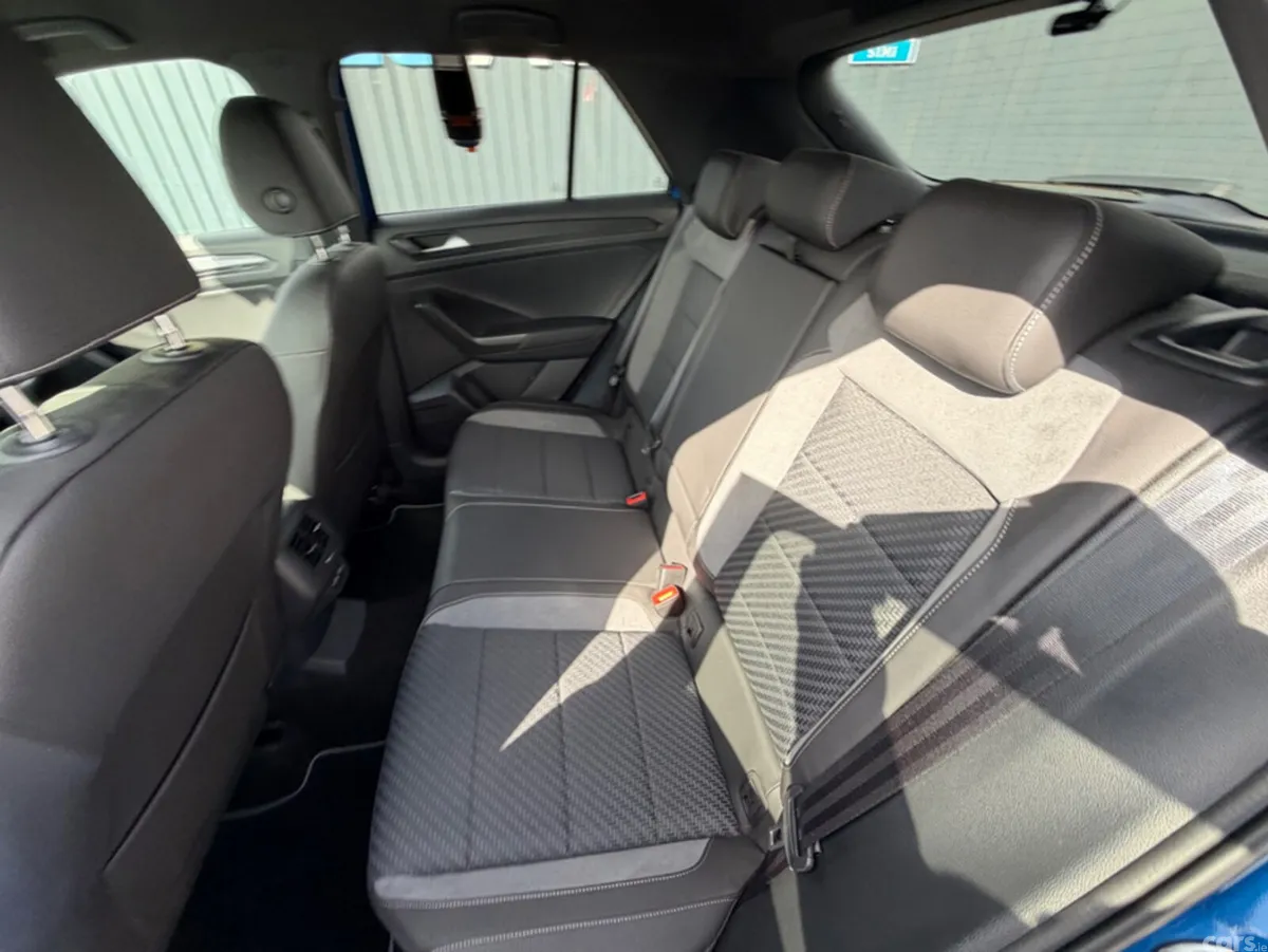 Volkswagen T-Roc SUV, Diesel, 2021, Blue