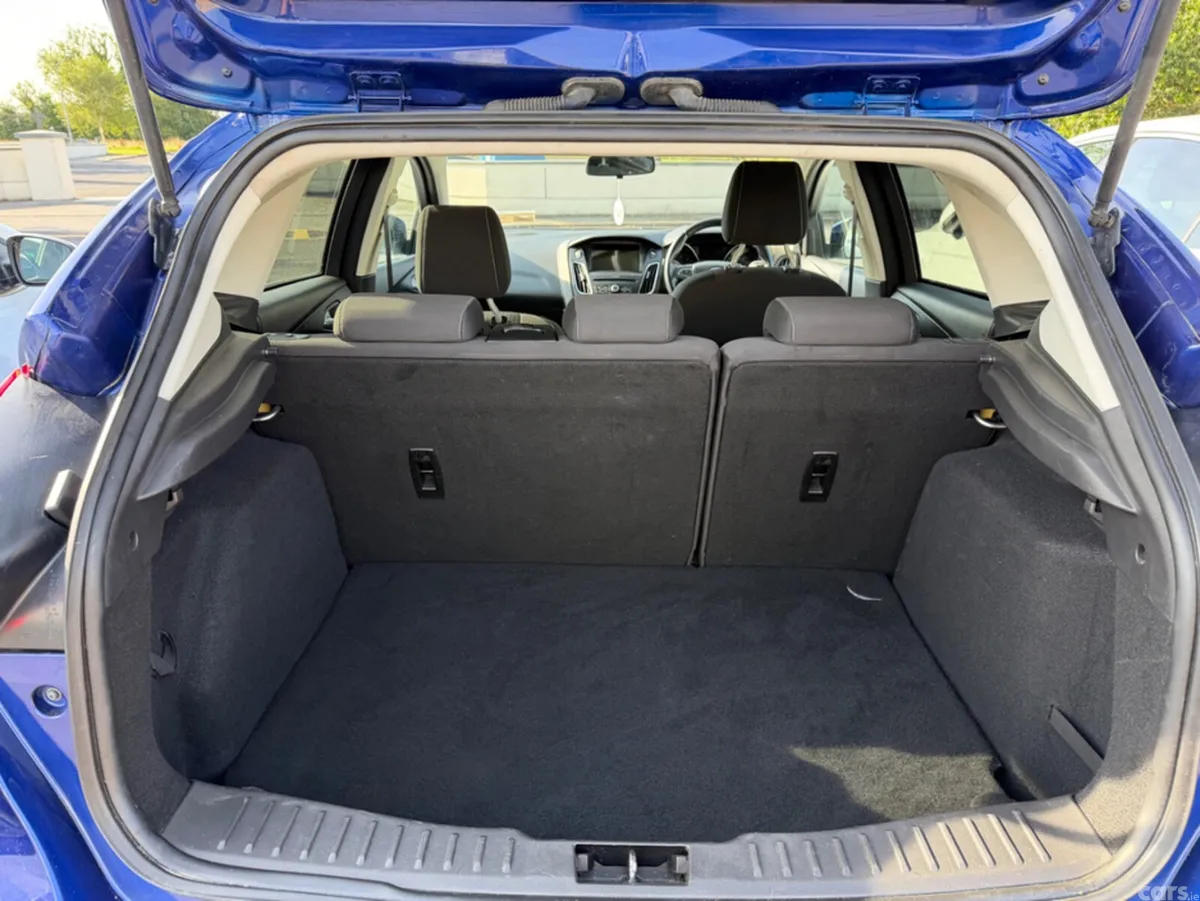 Ford Focus Hatchback, Diesel, 2017, Blue
