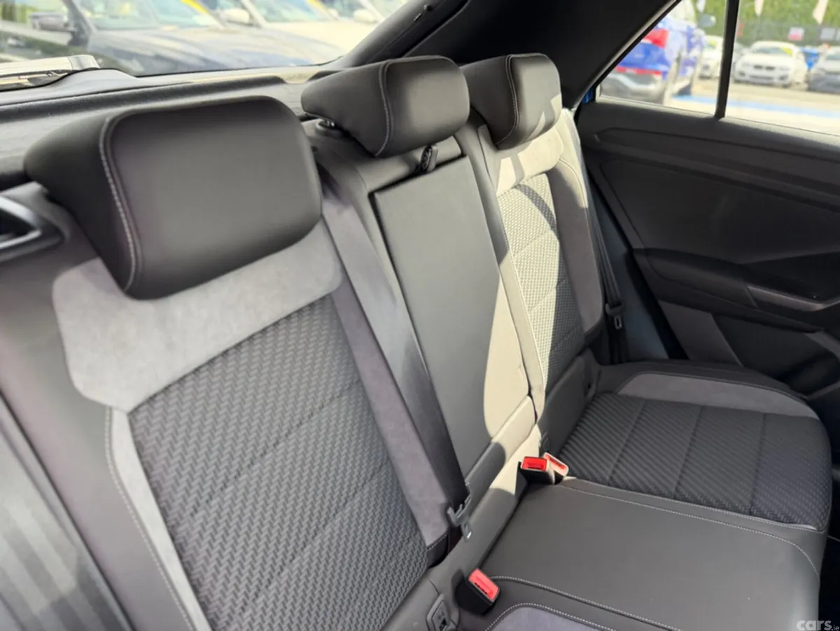 Volkswagen T-Roc SUV, Diesel, 2021, Blue