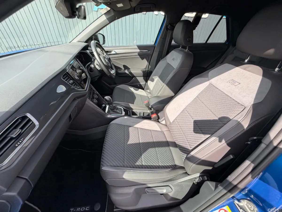 Volkswagen T-Roc SUV, Diesel, 2021, Blue